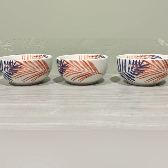 Set of 3 gorgeous ceramic dishes made by Tag. Pretty palm leaf design. NWTS! - Picture 5 of 6